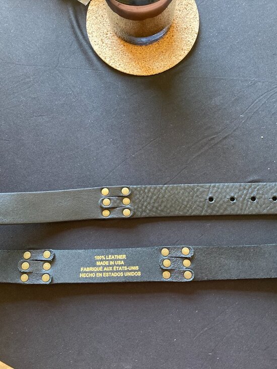 Kim White Steer Buckle Belt in black